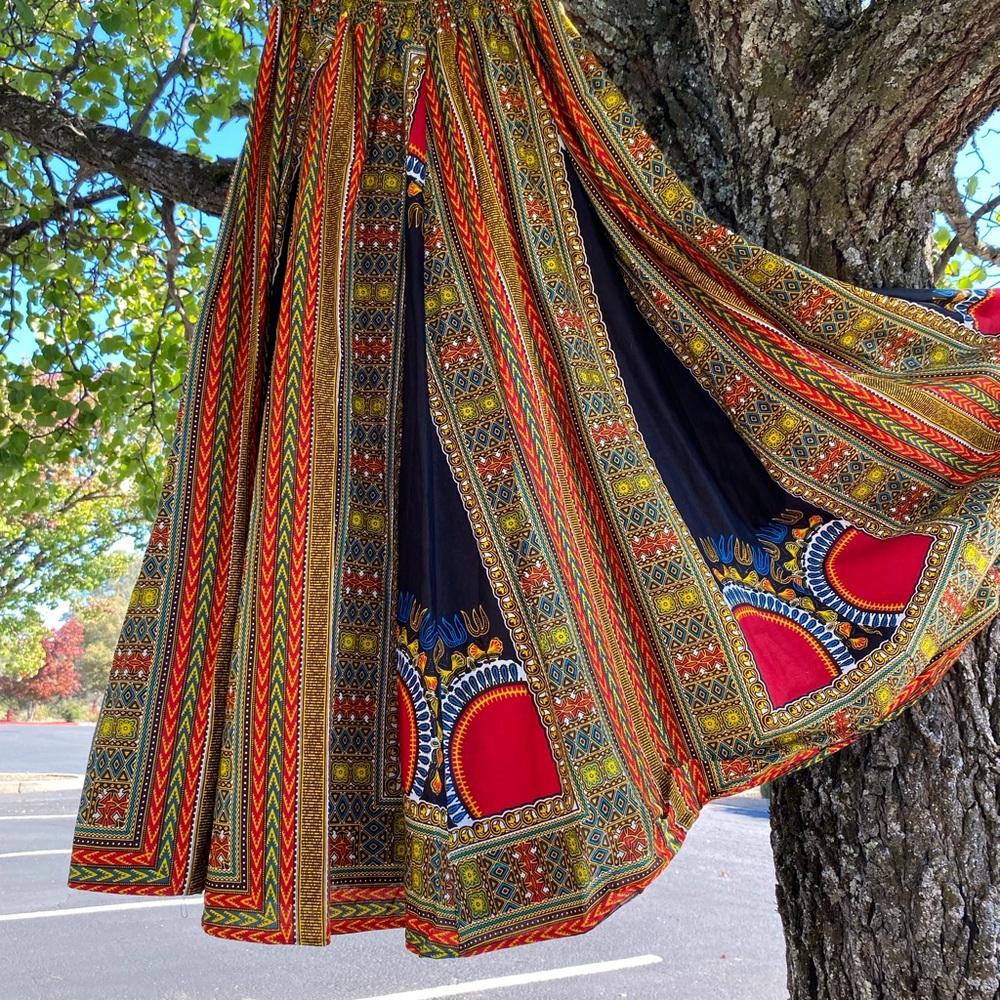 Vibrant Multicolor Full Circle Statement Skirt - Picture 10 of 13